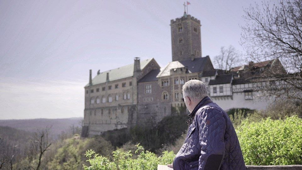Olaf Haubold mit Blick zur Wartburg